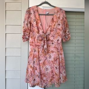Floral pink puffed sleeve deep neck dress. Bought from boutique store: Mod&Soul